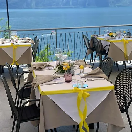 Hotel Noce Limone sul Garda