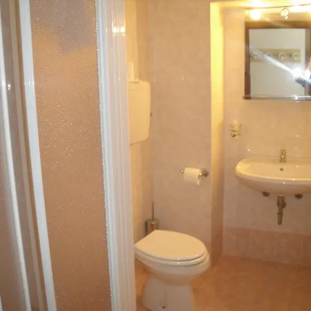 Hotel Noce 2*